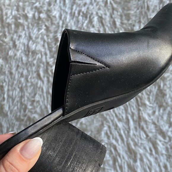 Black shoes - Picture 7 of 9